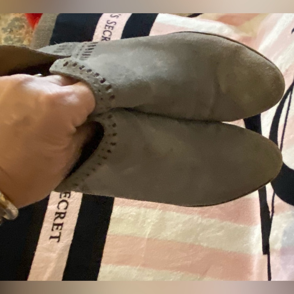 Lucky Brand Bustina gray ankle boots 6.5 - Picture 13 of 13